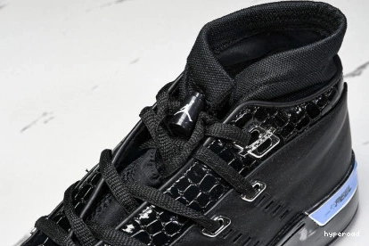 Hyperoad 17 Jordan Black OG Air Low Chrome 0711